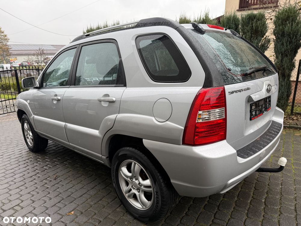 Kia Sportage 2.0 Expedition + - 25