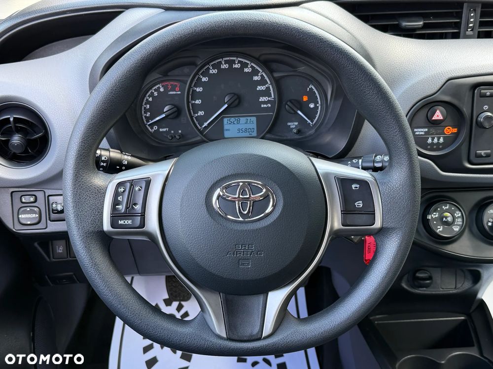 Toyota Yaris 1.0 Active EU6 - 5