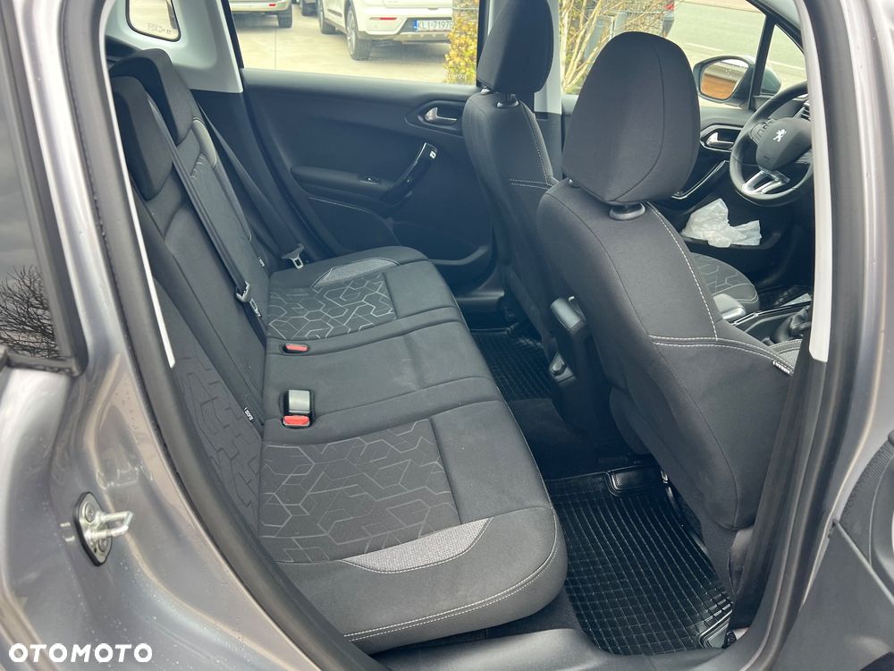 Peugeot 2008 PureTech 110 Stop&Start Crossway - 26