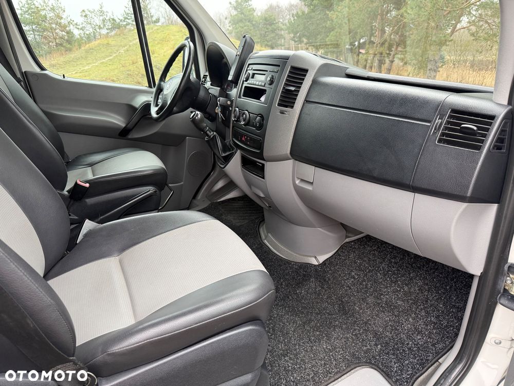 Volkswagen Crafter - 25