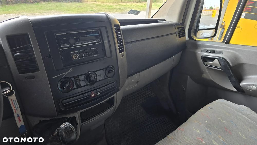 Volkswagen Crafter - 9