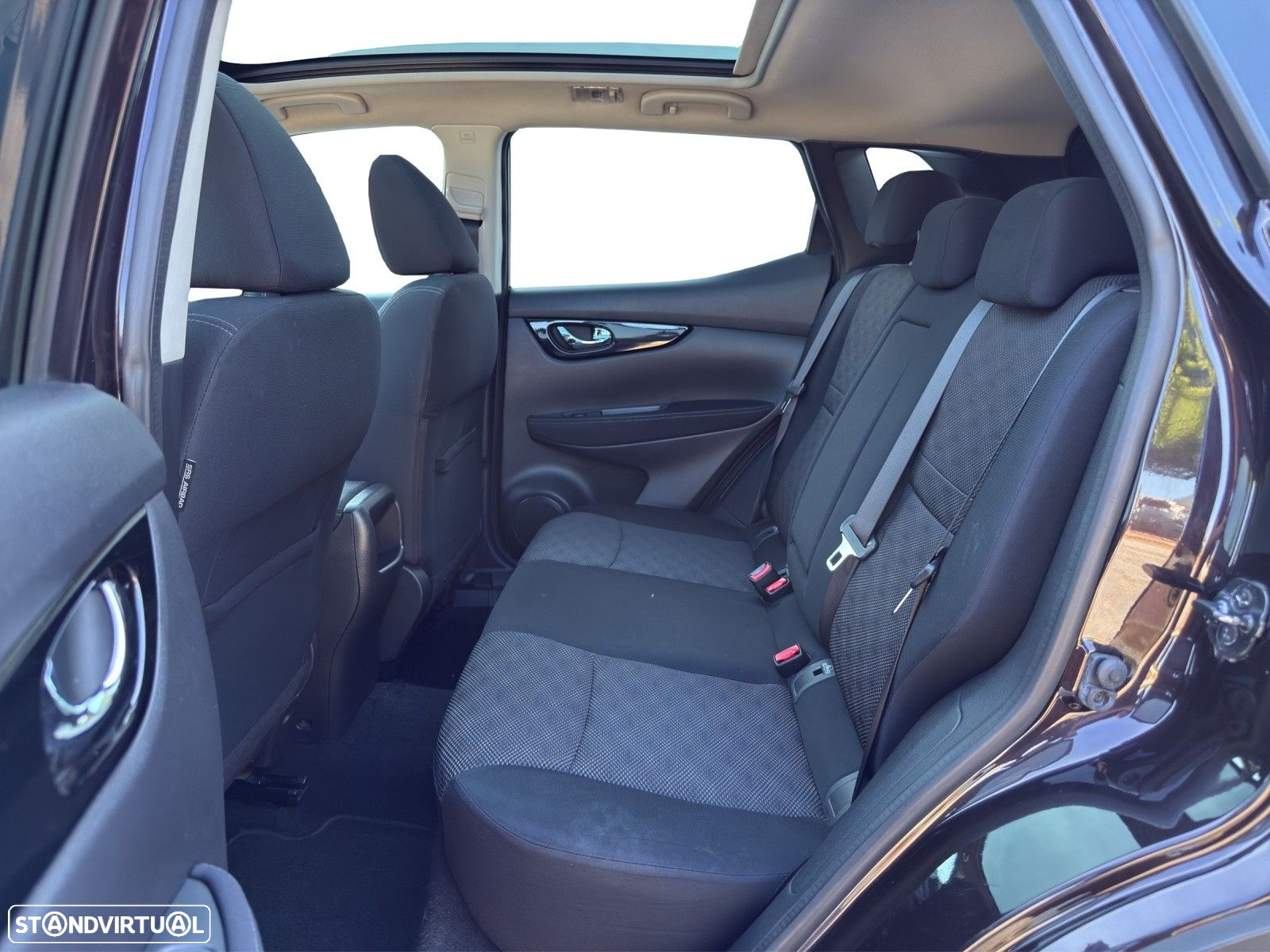 Nissan Qashqai 1.5 dCi 360 - 12