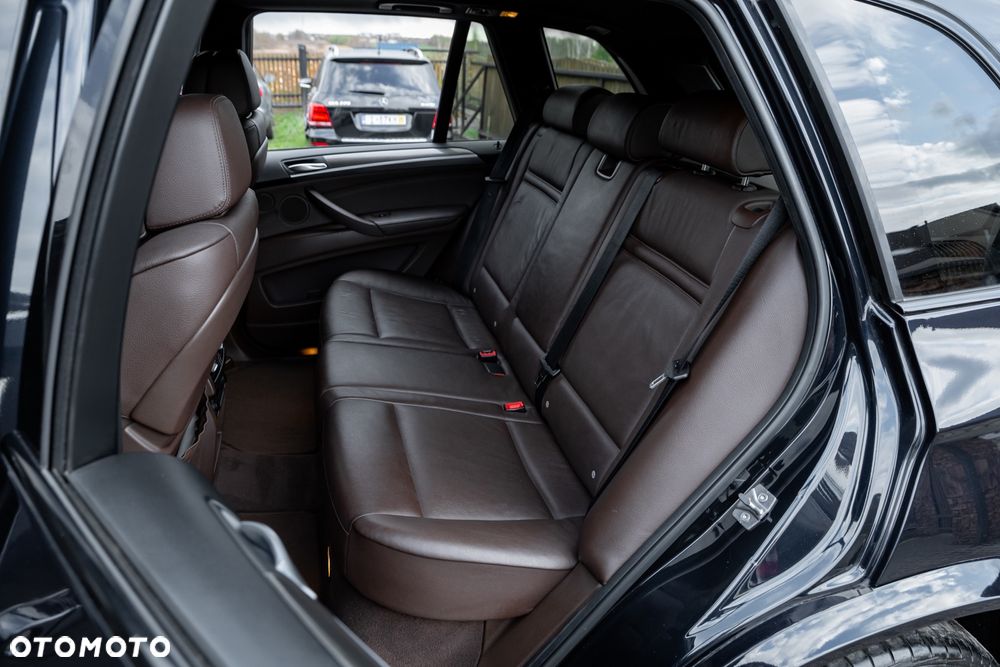 BMW X5 xDrive40d - 15