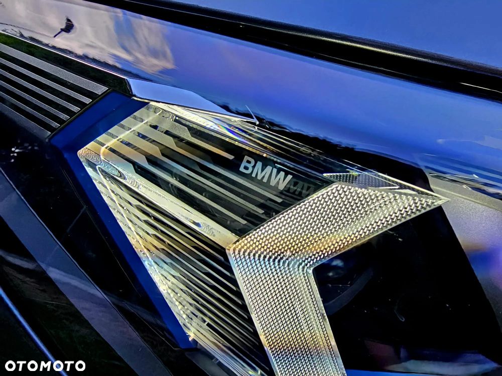 BMW iX2 eDrive20 66.5kWh - 11