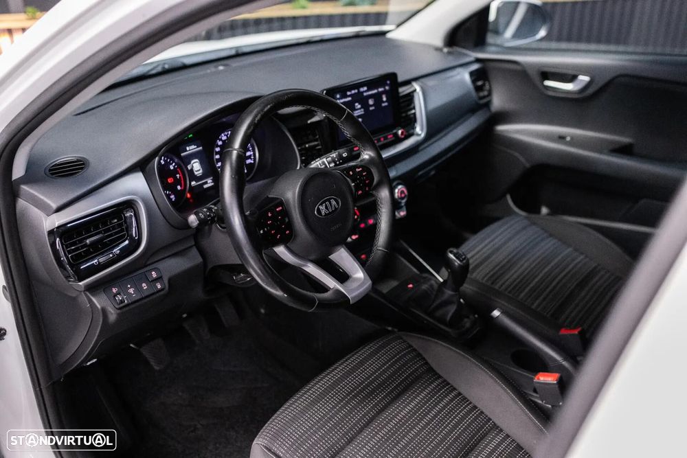 Kia Stonic 1.0 T-GDi Tech - 14