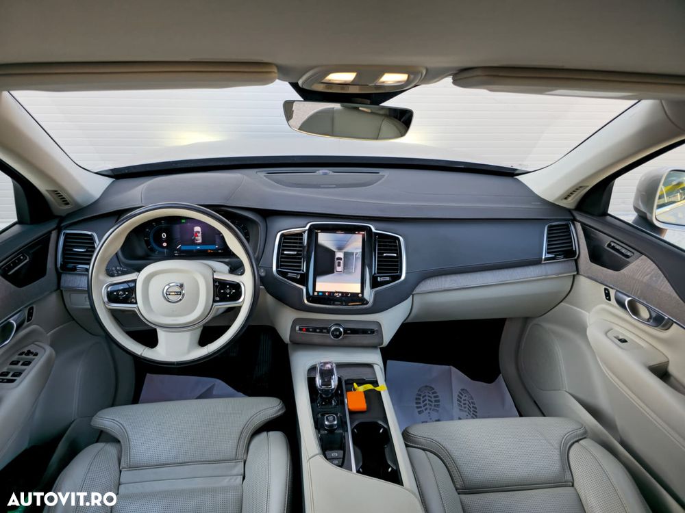 Volvo XC 90 - 9