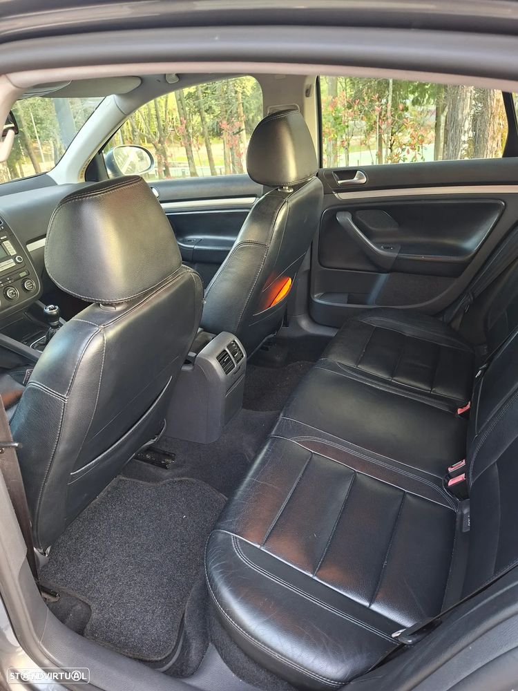 VW Jetta 1.9 TDi Trendline - 13