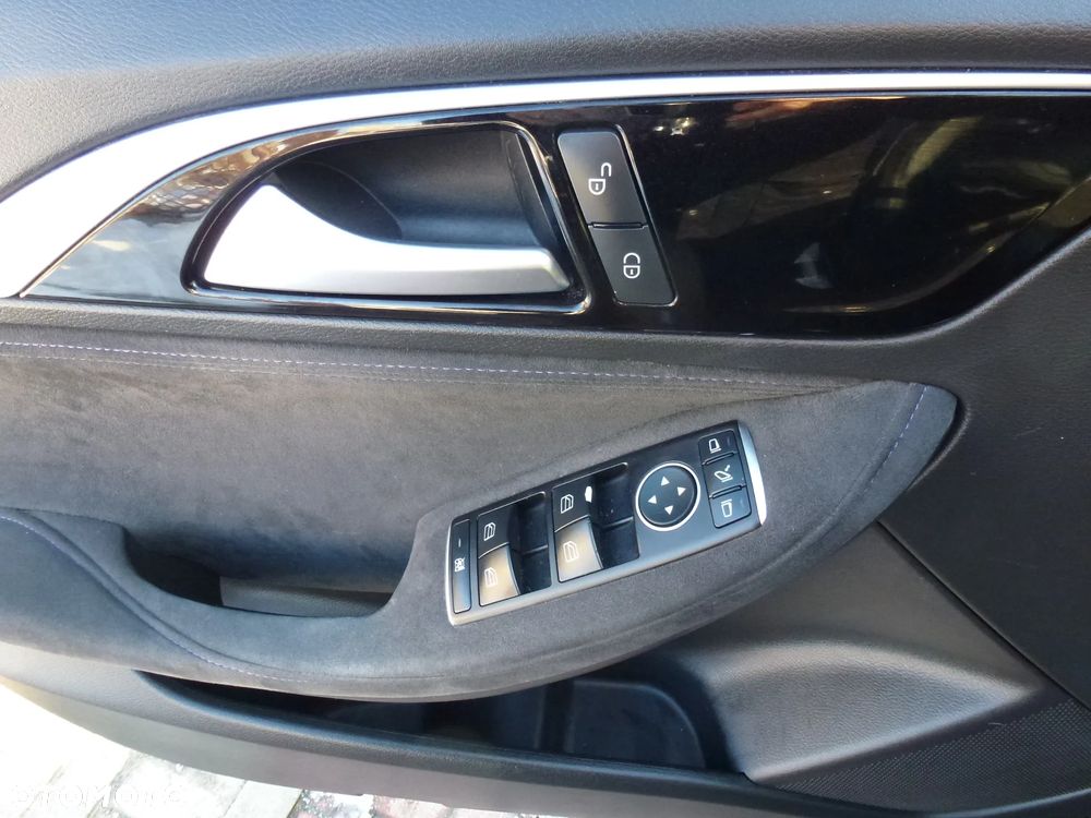 Infiniti Q30 1.5d Premium - 17