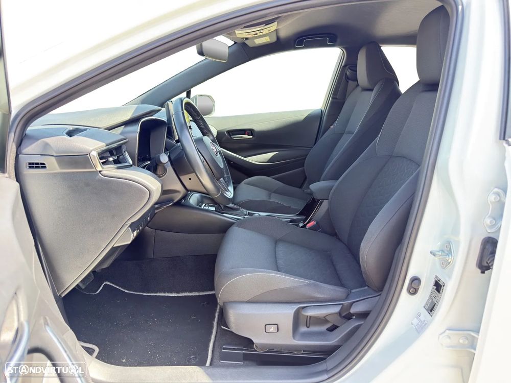 Toyota Corolla 1.8 Hybrid Comfort - 12
