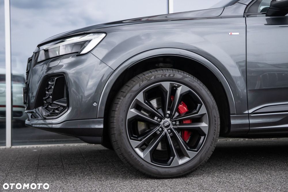 Audi Q7 - 7
