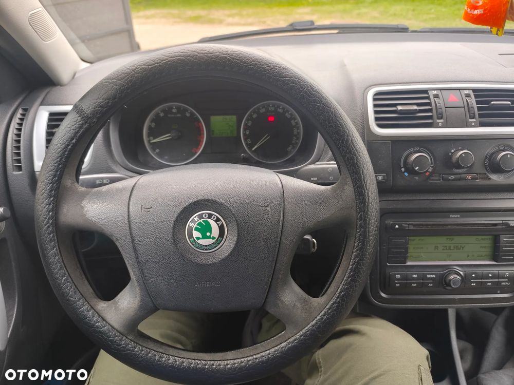Skoda Fabia - 6