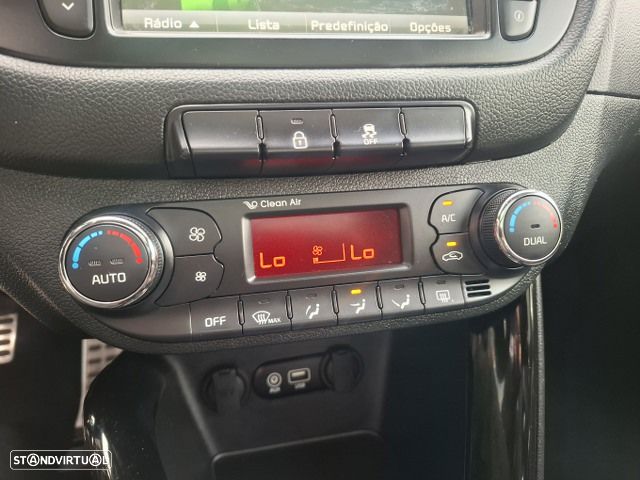Kia Ceed SW 1.6 CRDi GT Line - 19