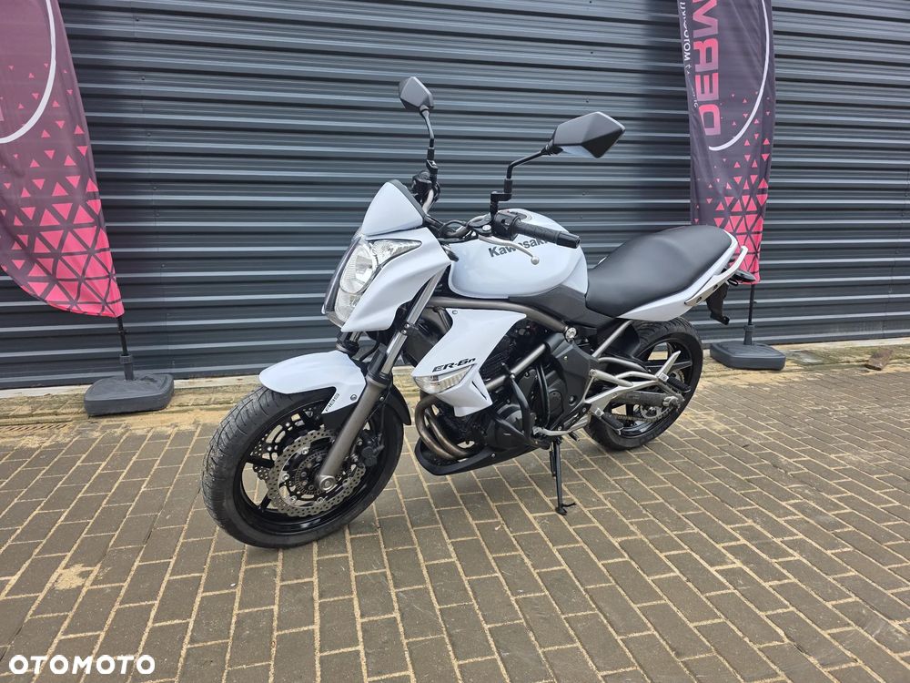 Kawasaki ER - 1