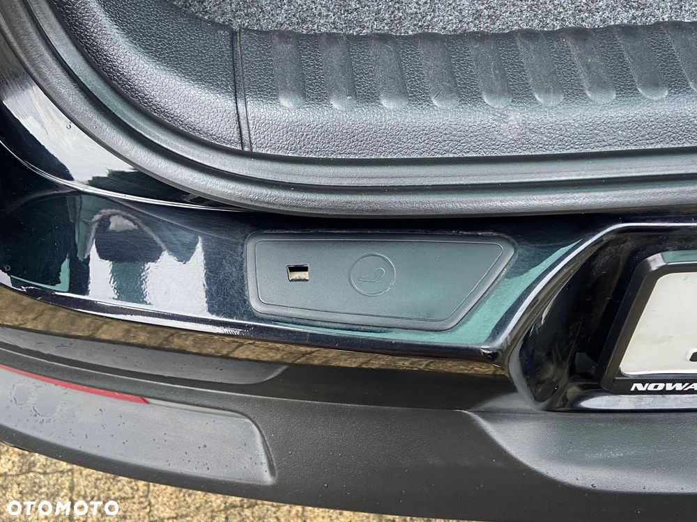 Volkswagen Tiguan 2.0 TDI DPF 4Motion Automatik Track & Field - 38