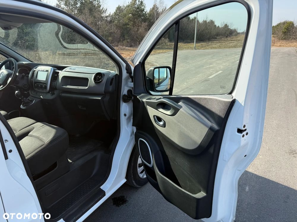 Renault Trafic - 19