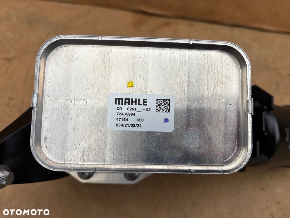 Nowa Oryginalna BMW Obudowa Filtra Oleju Podstawa Filtr Oleju Chłodniczka Oleju X3 G01 X4 G02 X5 G05 3 G20 5 G30 11428580415 8580415 2.0 Diesel 18D 20D 25D 72435984 - 4