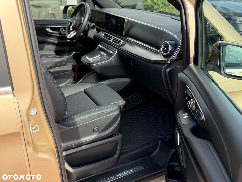 Mercedes-Benz Klasa V 300 d 4-Matic 9G-Tronic Avantgarde (d³ugi) - 16