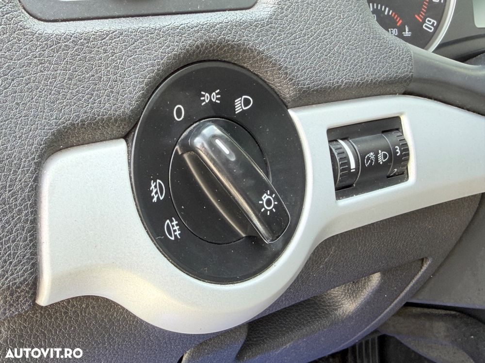 Skoda Octavia 2.0 TDI DPF Elegance - 26
