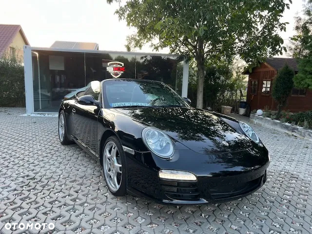 Porsche 911 Carrera Cabriolet PDK Black Edition - 16