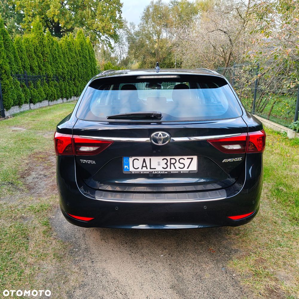 Toyota Avensis 2.0 D-4D Premium - 5