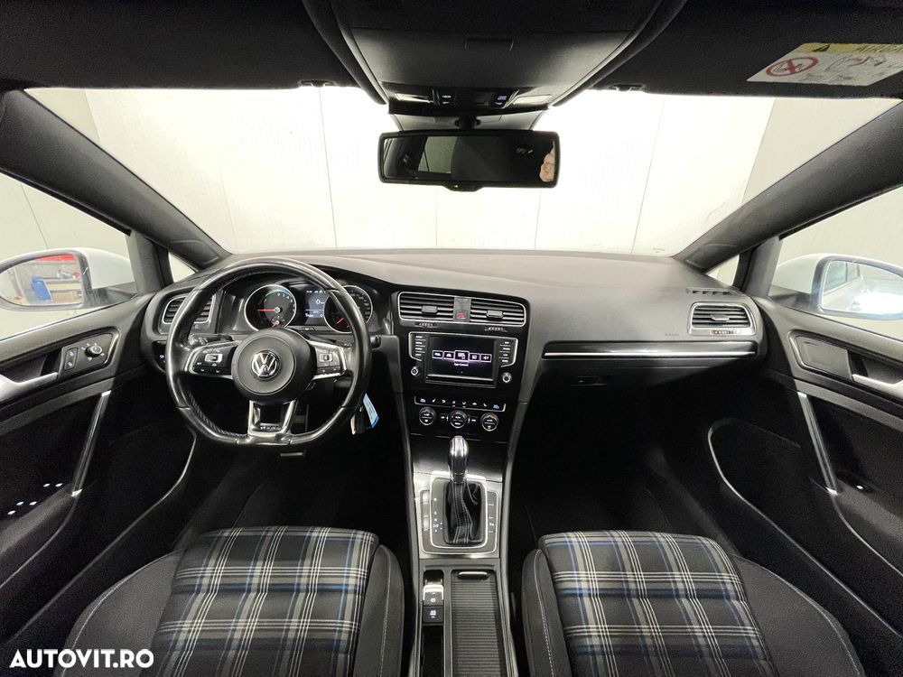 Volkswagen Golf 1.4 GTE Plug-In-Hybrid DSG - 8