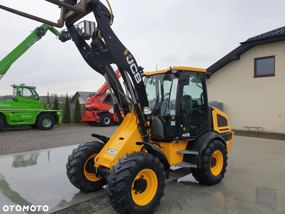 JCB 409 AGRI 40 KM/H WIDLY/ŁYŻKA SPROWADZONA SUPER STAN - 32