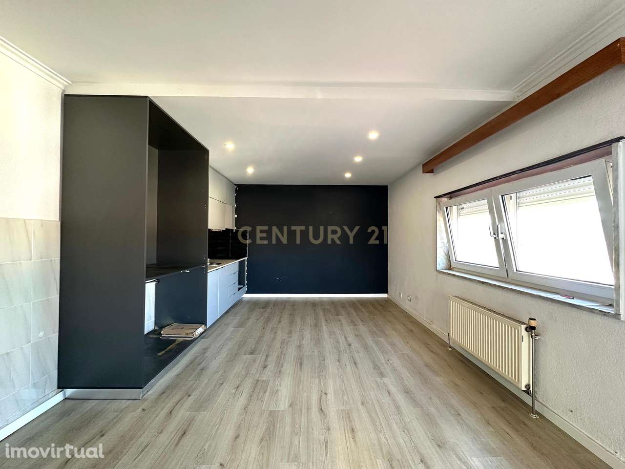 Habitação e Comércio  -  Aroeira - Grande imagem: 2/50