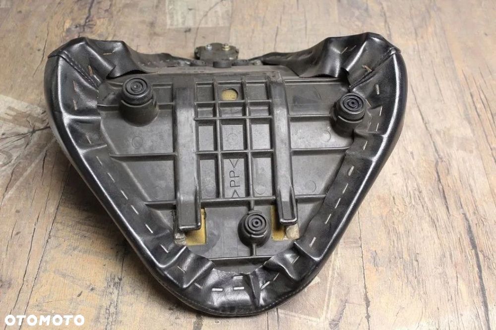 SIEDZENIE KIEROWCY YAMAHA XVS1100 DRAG STAR CUSTOM - 6