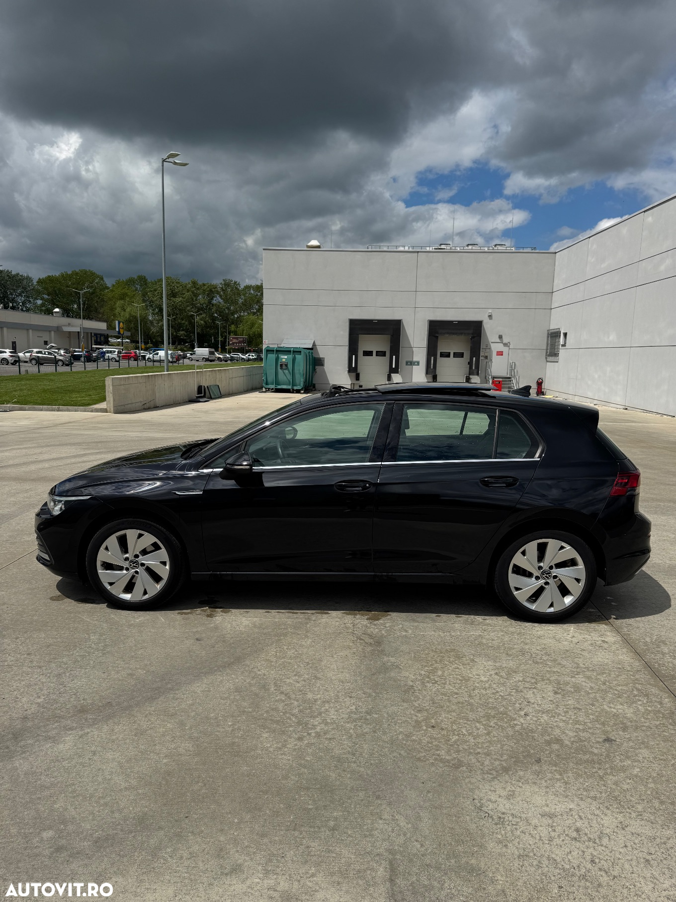 Volkswagen Golf 1.5 eTSI ACT DSG MHEV Style - 2