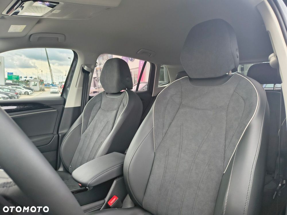 Volkswagen Tiguan 2.0 TDI 4Mot Elegance DSG - 22