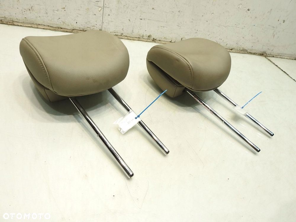 ZAGŁÓWEK ZAGŁÓWKI PRZÓD RENAULT SCENIC III - 9