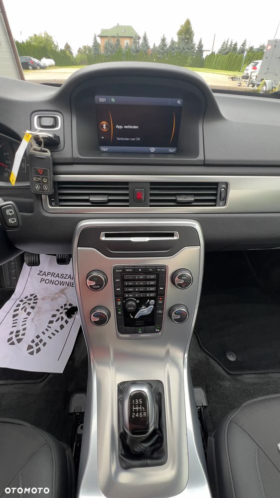 Volvo V70 D4 Kinetic - 32