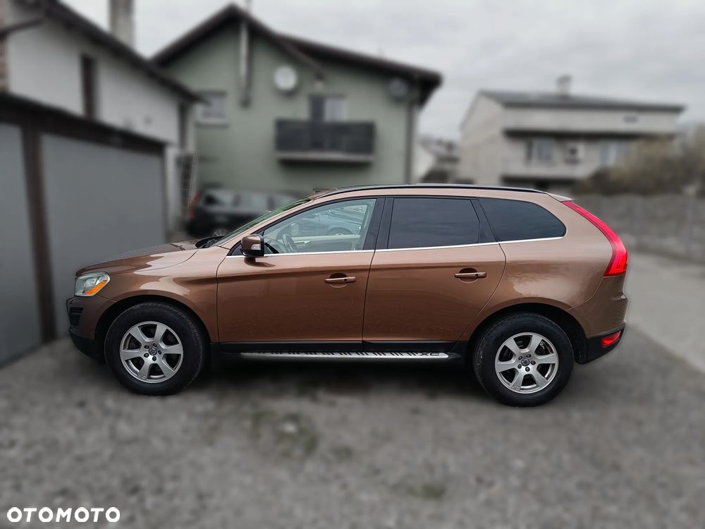 Volvo XC 60 DRIVe R Design - 10