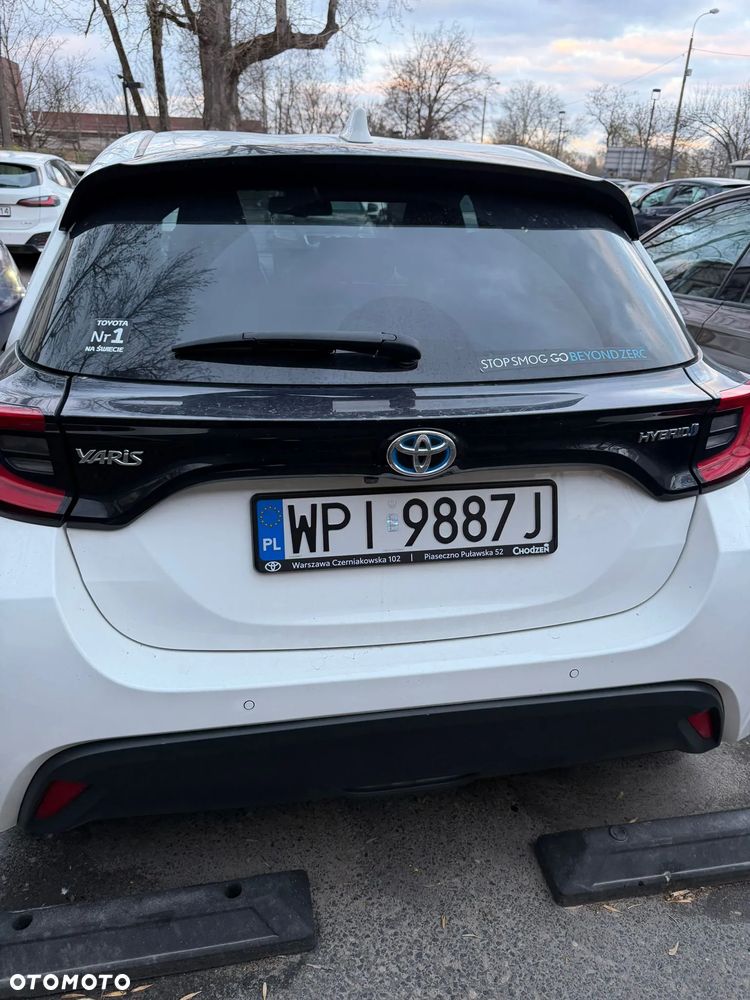 Toyota Yaris - 10