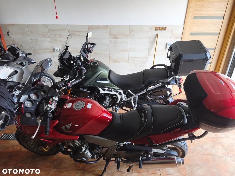 Honda CBF - 17