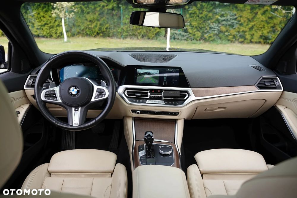 BMW Seria 3 330d xDrive mHEV M Sport - 34