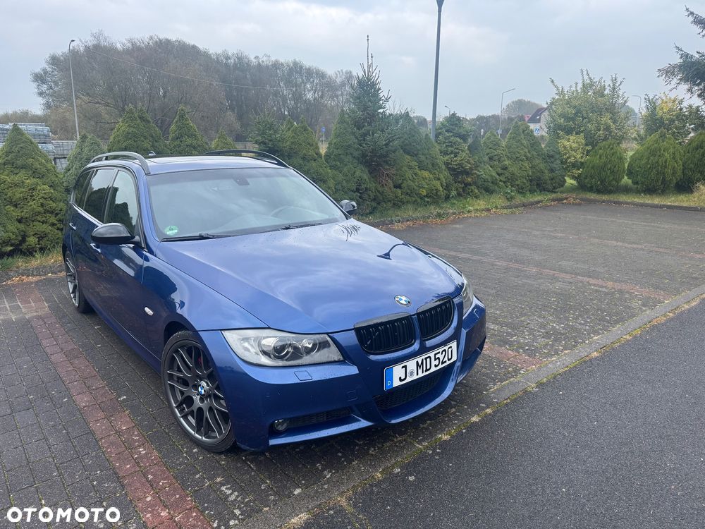 BMW Seria 3 320d DPF Touring - 4