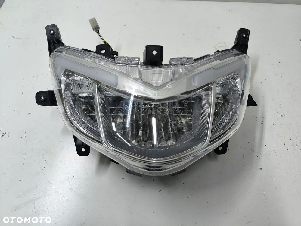 Reflektor Suzuki Burgman Suzuki 125 - 1