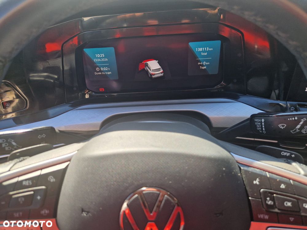 Volkswagen Golf 1.0 eTSI OPF DSG Active - 18