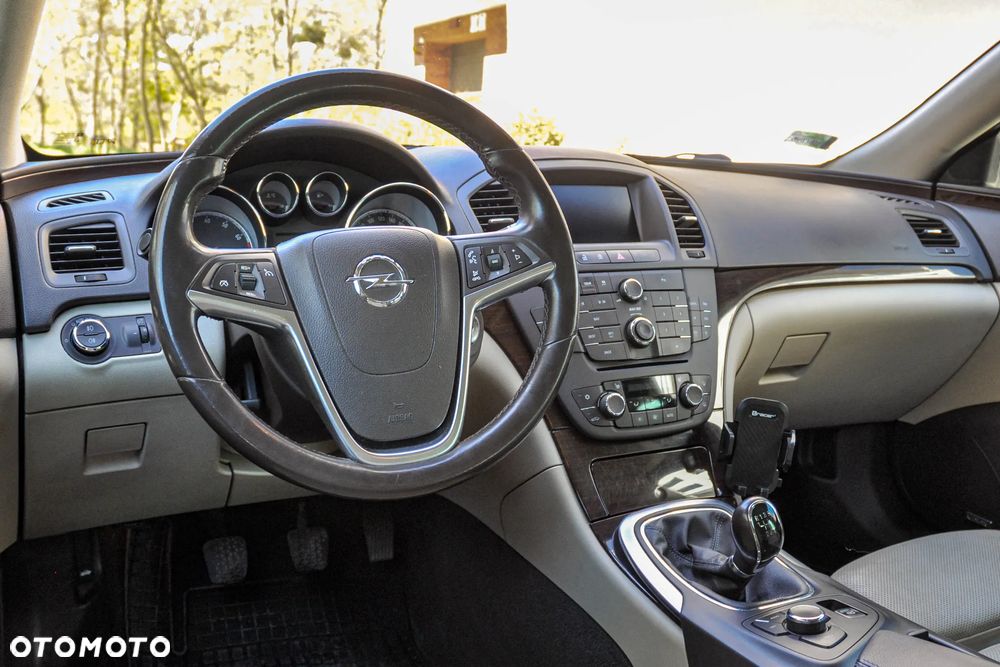 Opel Insignia - 9
