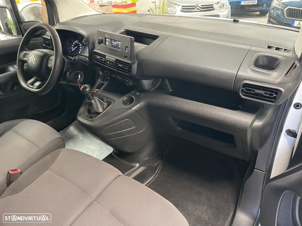 Citroën Berlingo 1.5 BlueHDI XL 3 Lugares C/IVA - 31