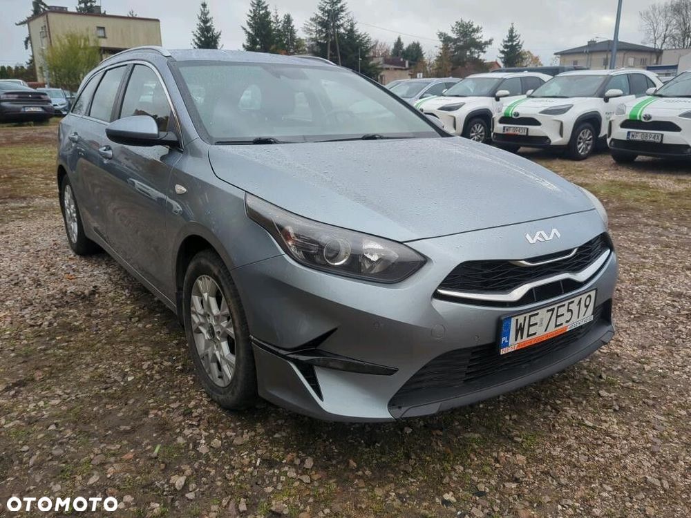 Kia Ceed - 4