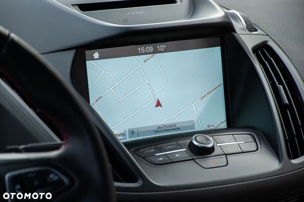 Ford Kuga 1.5 EcoBoost 4x4 Titanium - 11