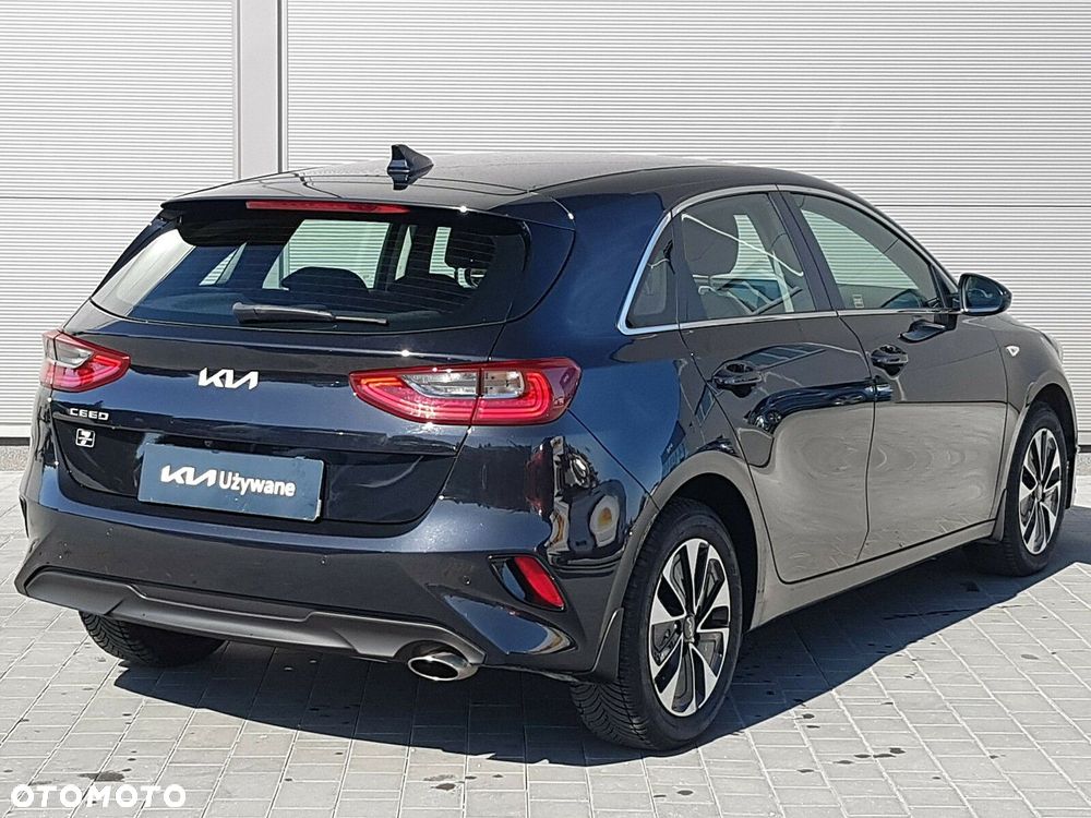 Kia Ceed 1.5 T-GDI M - 12