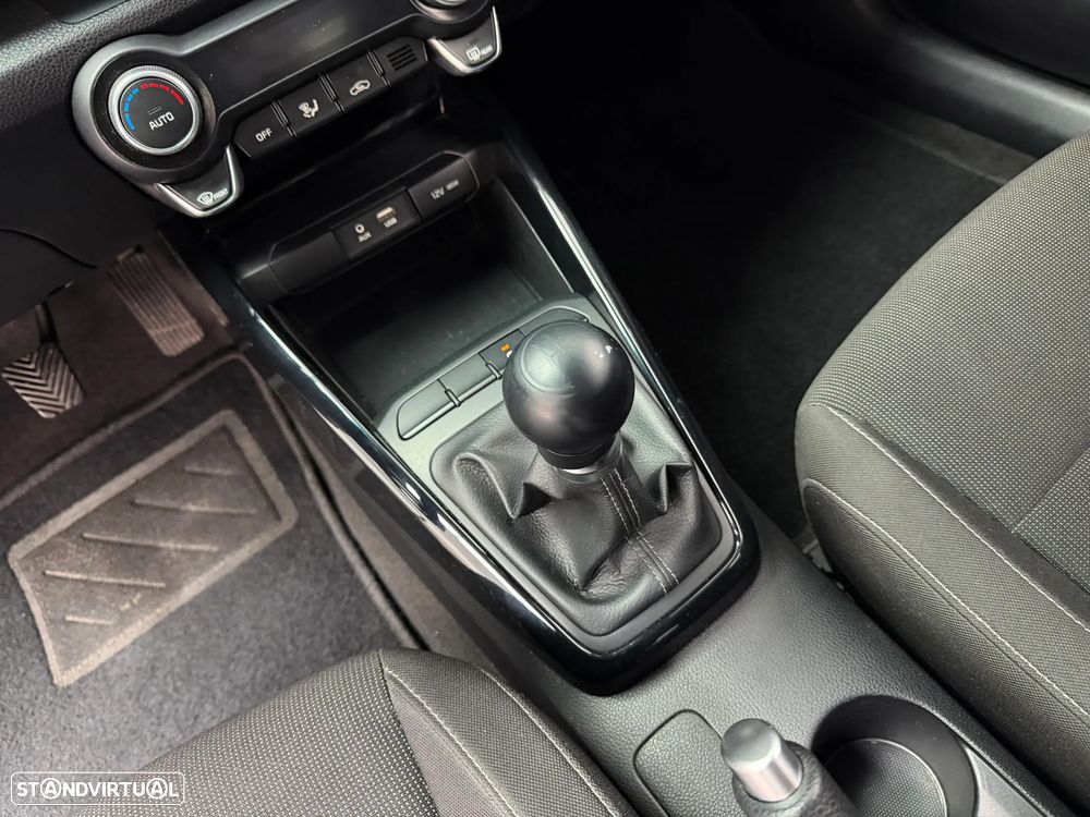 Kia Rio 1.2 CVVT Urban - 21