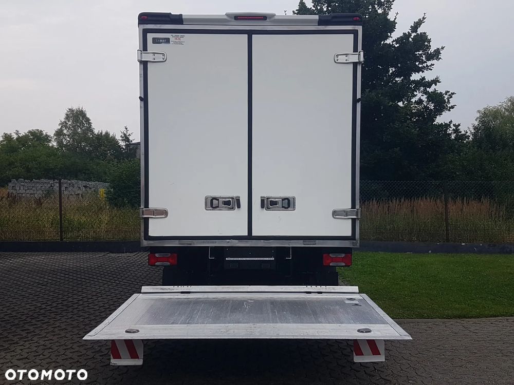 Iveco DAILY 70-180 WINDA 8EP KONTENER 4,39x2,20x2,20 IZOTERMA KLIMA 7TON BLIŹNIAKI - 15