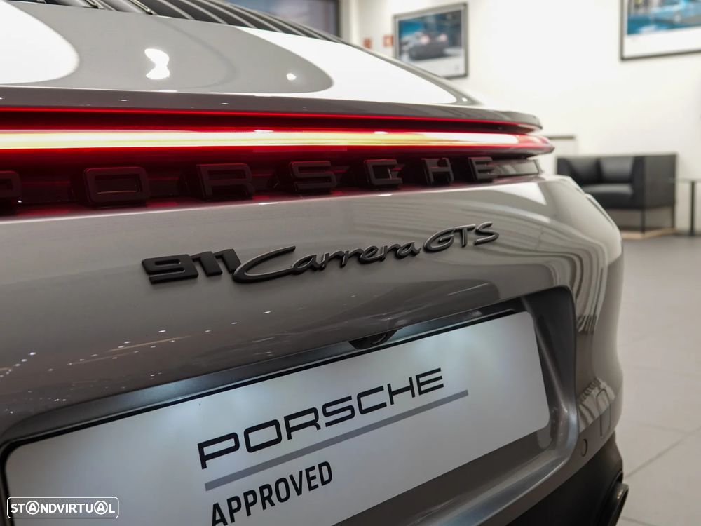 Porsche 911 (992) Carrera GTS PDK - 12