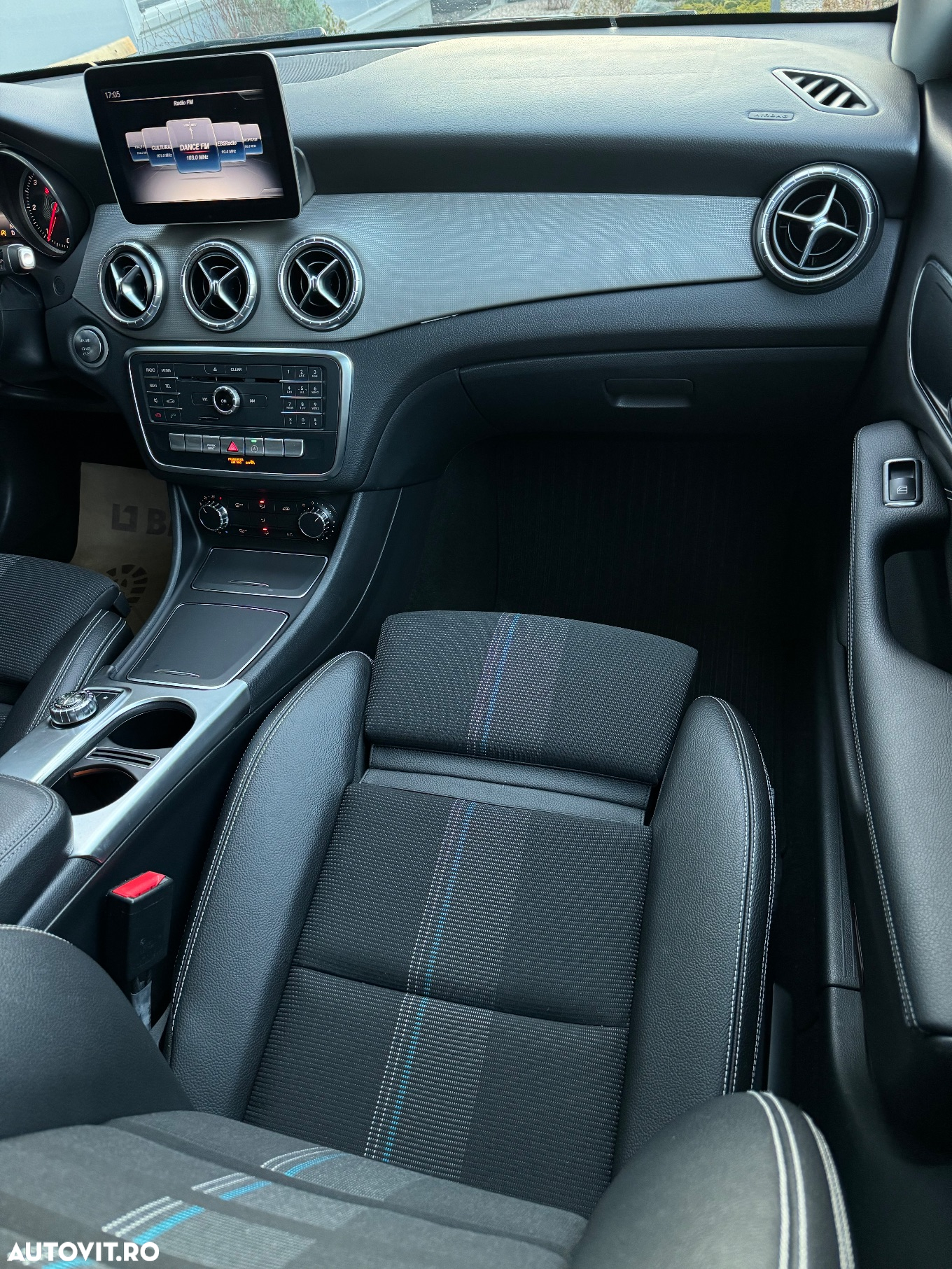 Mercedes-Benz CLA Shooting Brake 200 (CDI) d 7G-DCT - 12