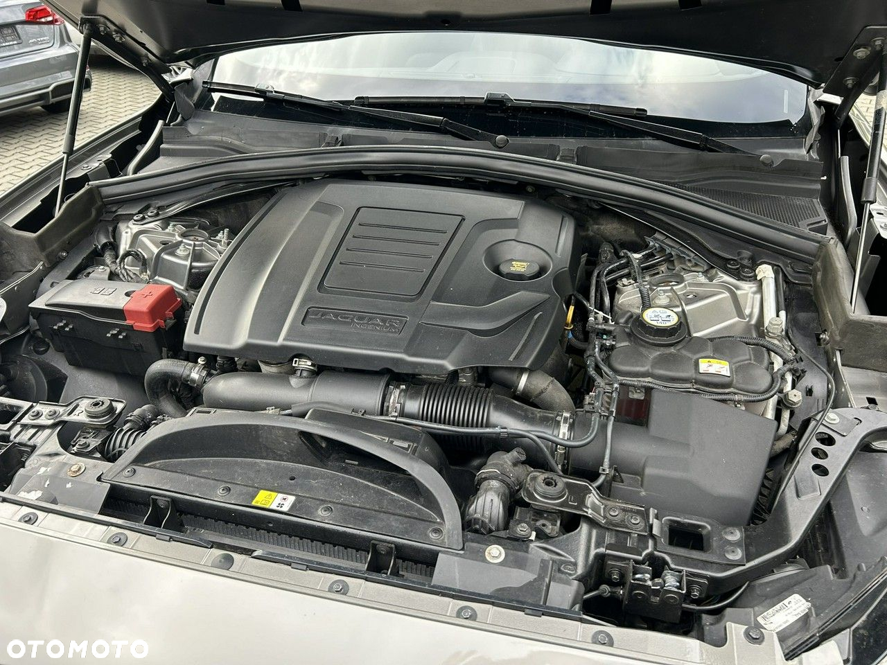 Jaguar F-Pace 2.0 i4P AWD Prestige - 34