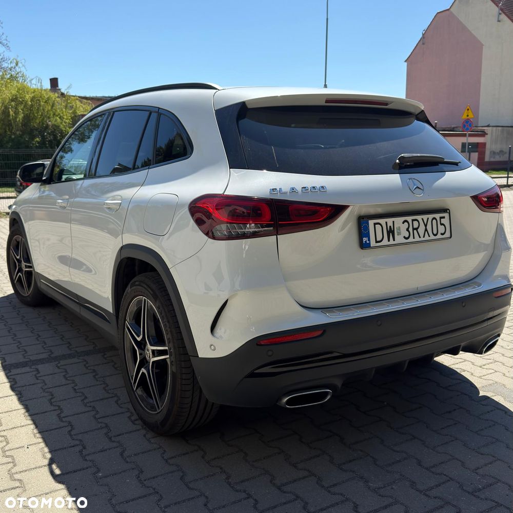 Mercedes-Benz GLA 200 AMG Line - 5